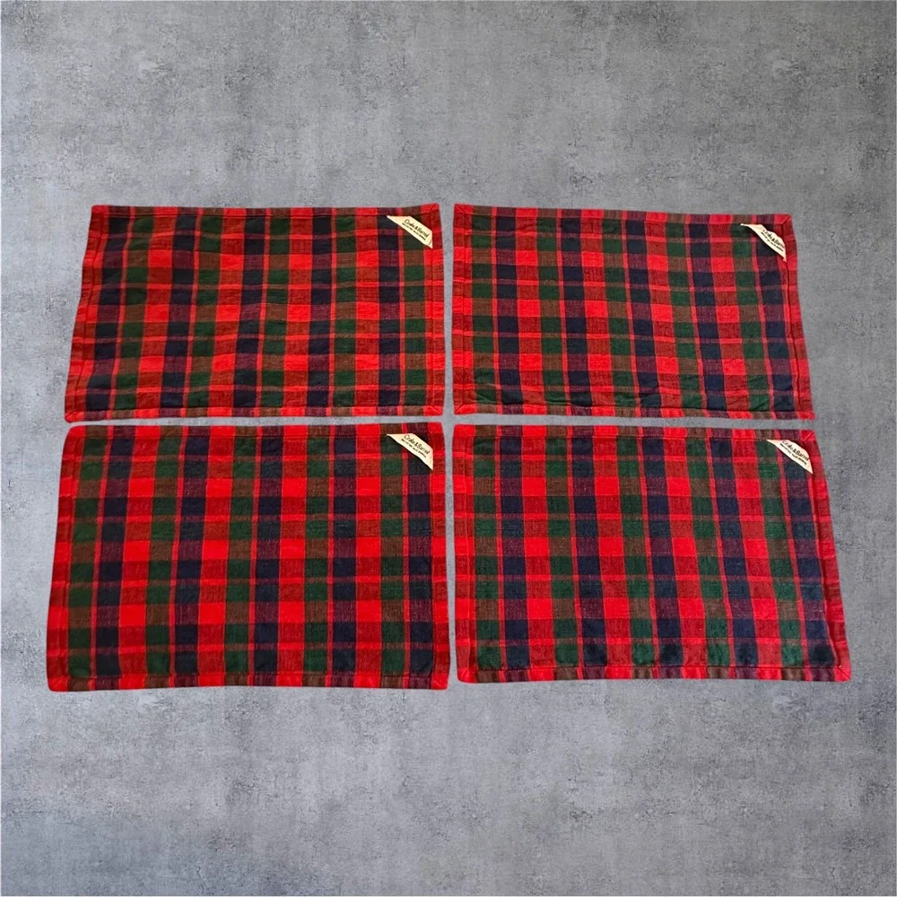 Crate & Barrel Placemats Set of 4 Red Green Blue Plaid Cotton Woven